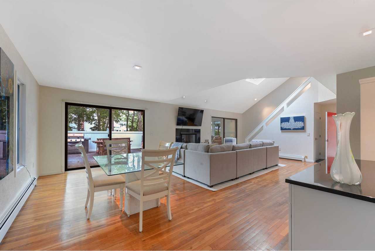 122 Lynn Ave - Photo 5 of 20