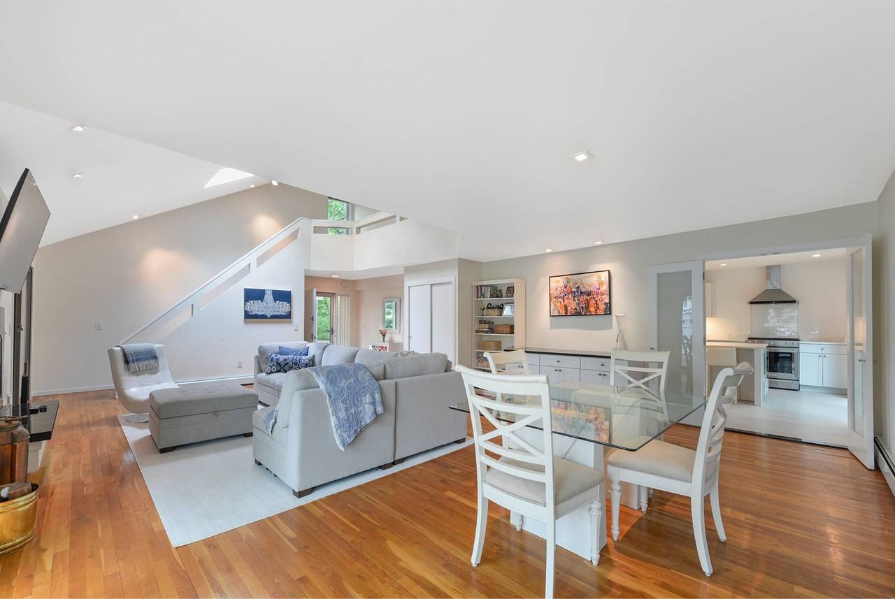 122 Lynn Ave - Photo 7 of 20