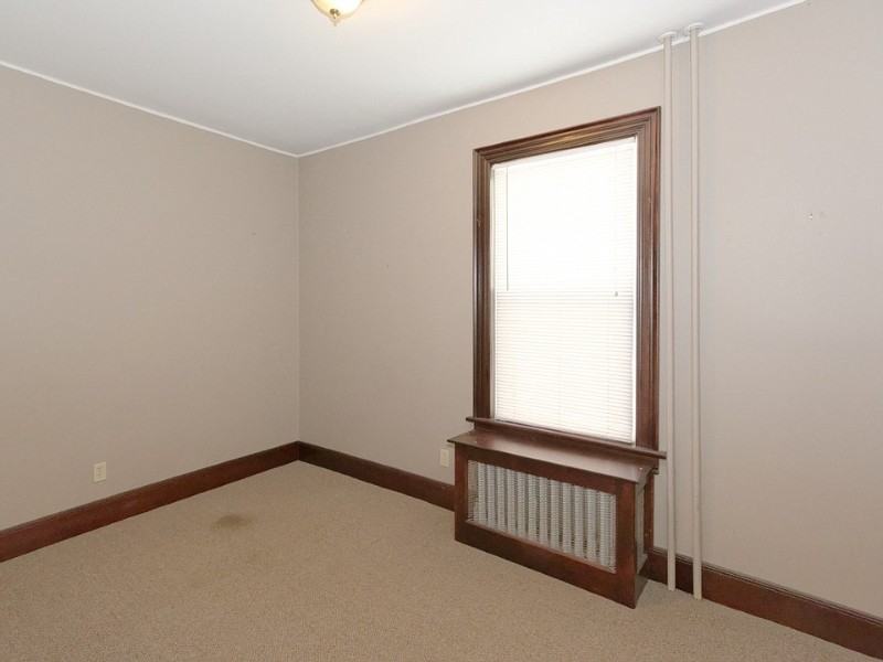 546 Mercer St #1 - Photo 7 of 12