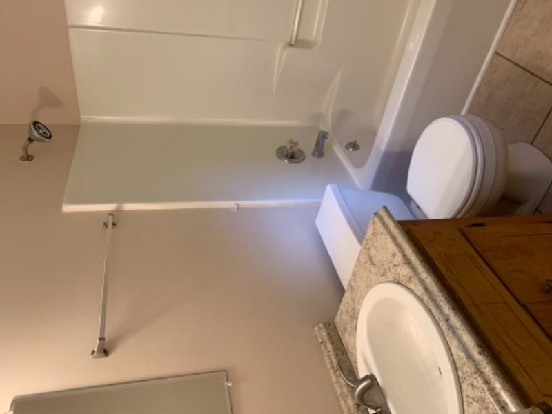 420 Oscar St - Photo 7 of 14