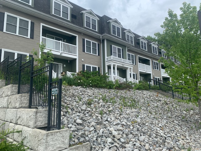 62 Lincoln St - Photo 2 of 12