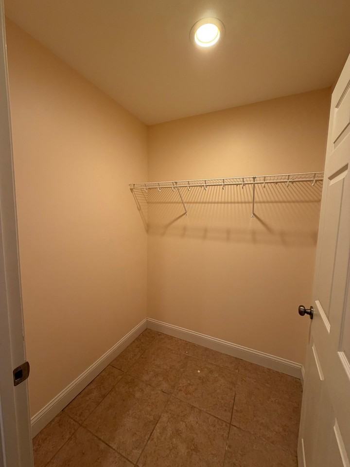 9 Jenna Ln - Photo 6 of 15