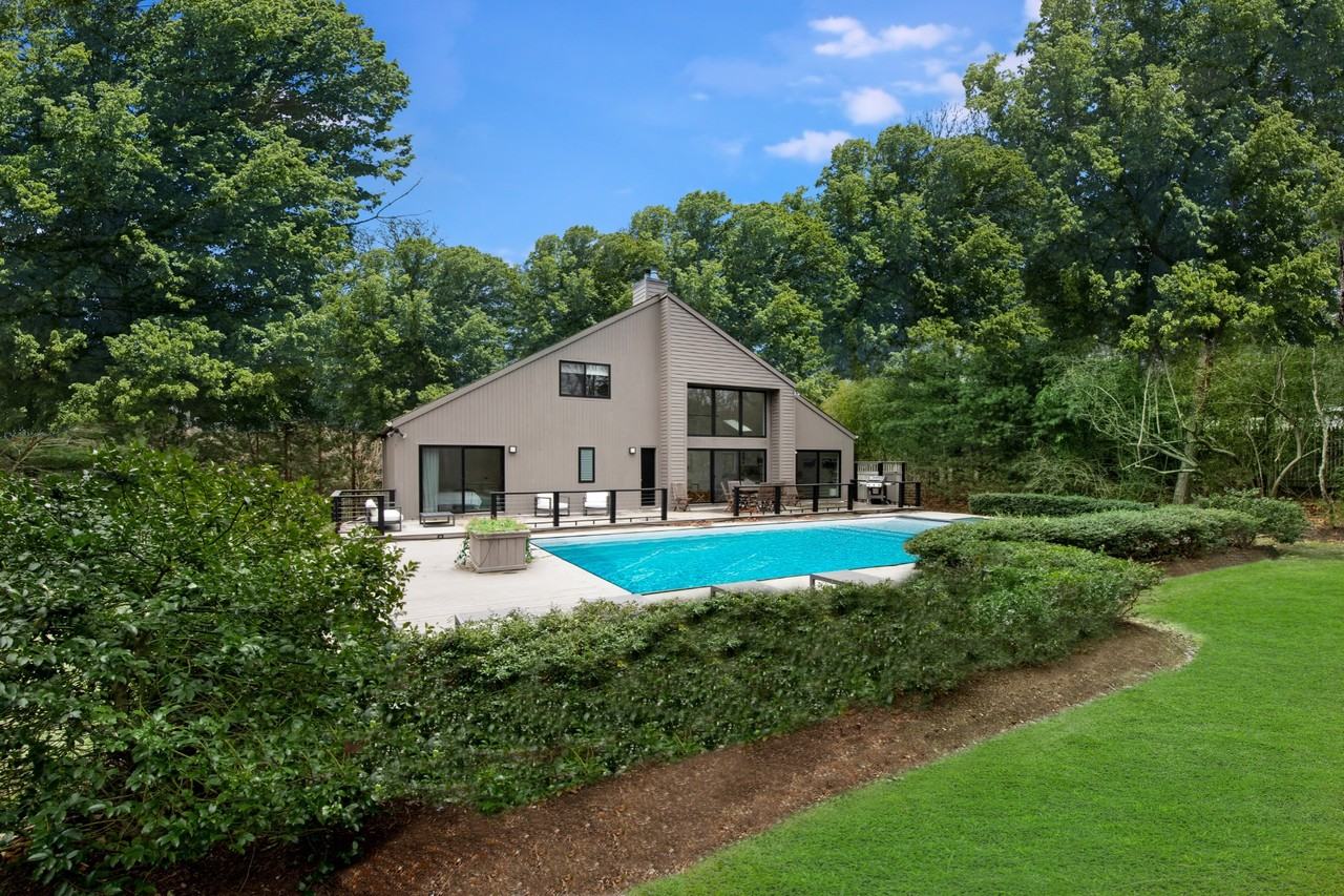 10 Harvest Ln - Photo 3 of 15