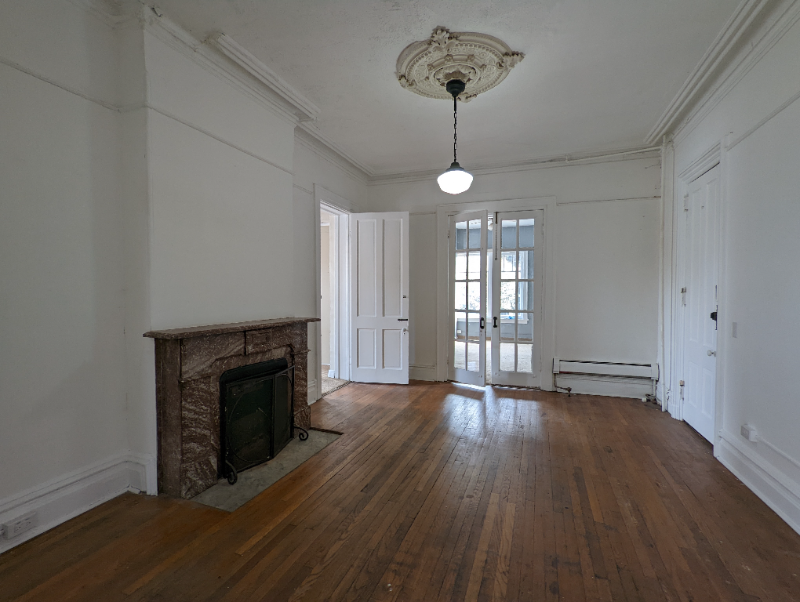 346 S Rose St #2 - Photo 5 of 27