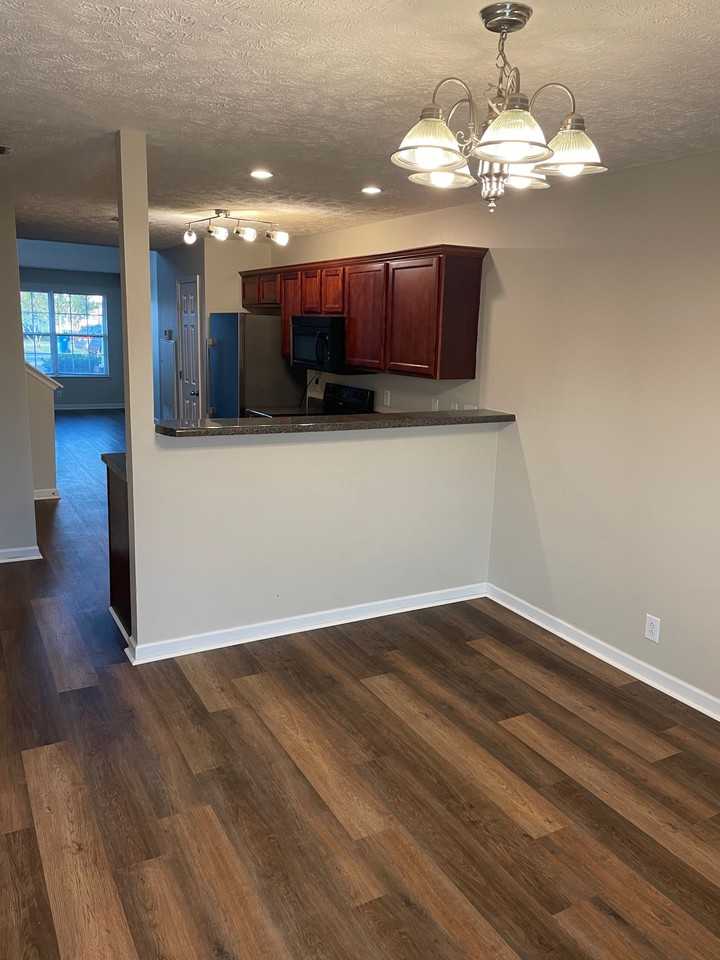 4844 Laura Jeanne Blvd - Photo 5 of 11