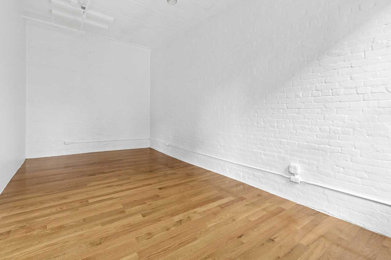 399 W Broadway #2B - Photo 5 of 7