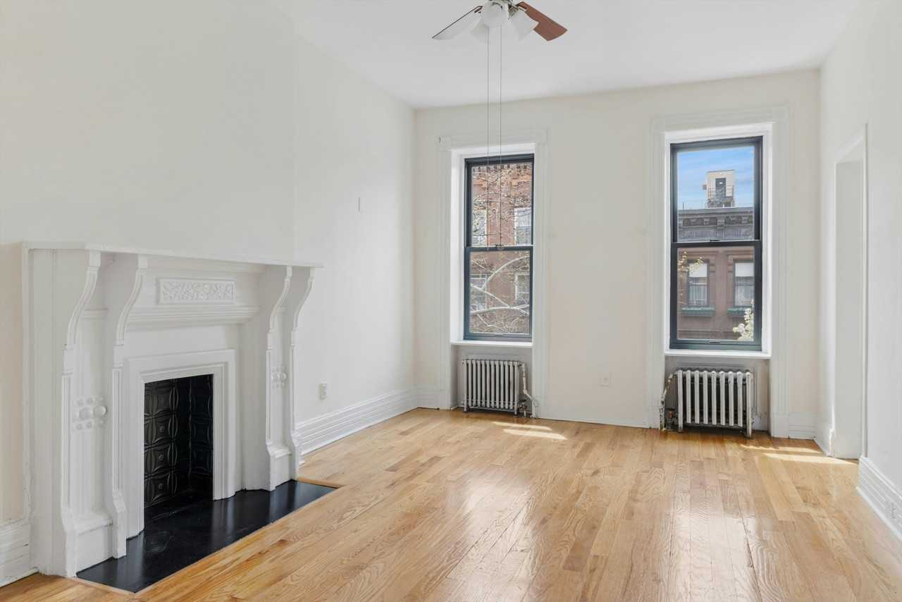 137 W 130th St #3 - Photo 3 of 8