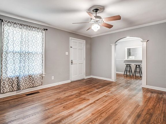 373 S Fenwick Rd - Photo 3 of 13