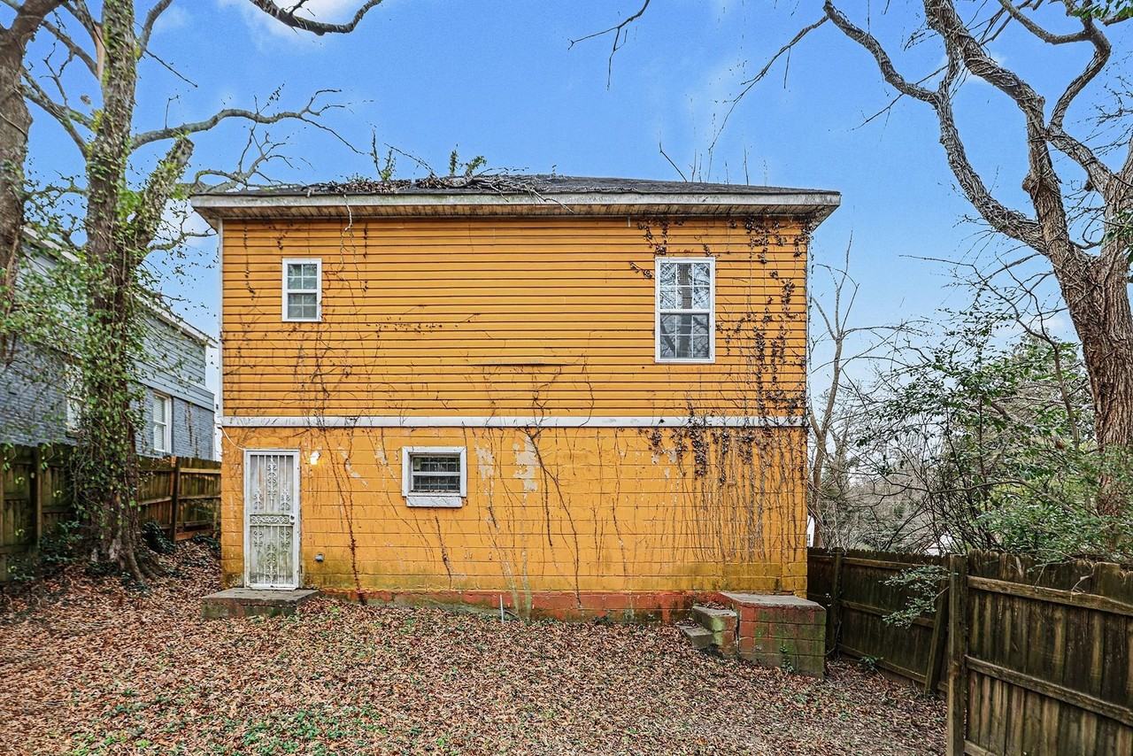 455 Joseph E Lowery Blvd Nw - Photo 2 of 20