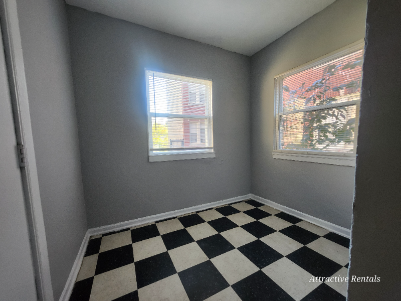 5903 W Huron St #1 - Photo 2 of 13