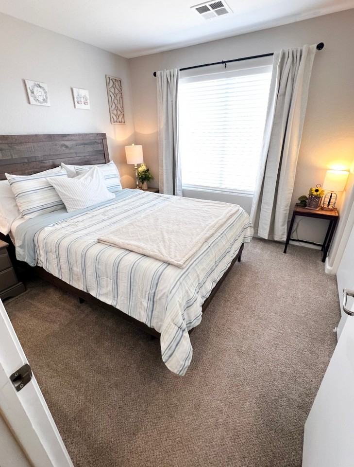 2719 W Angel Way - Photo 4 of 23