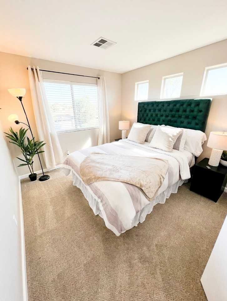 2719 W Angel Way - Photo 6 of 23