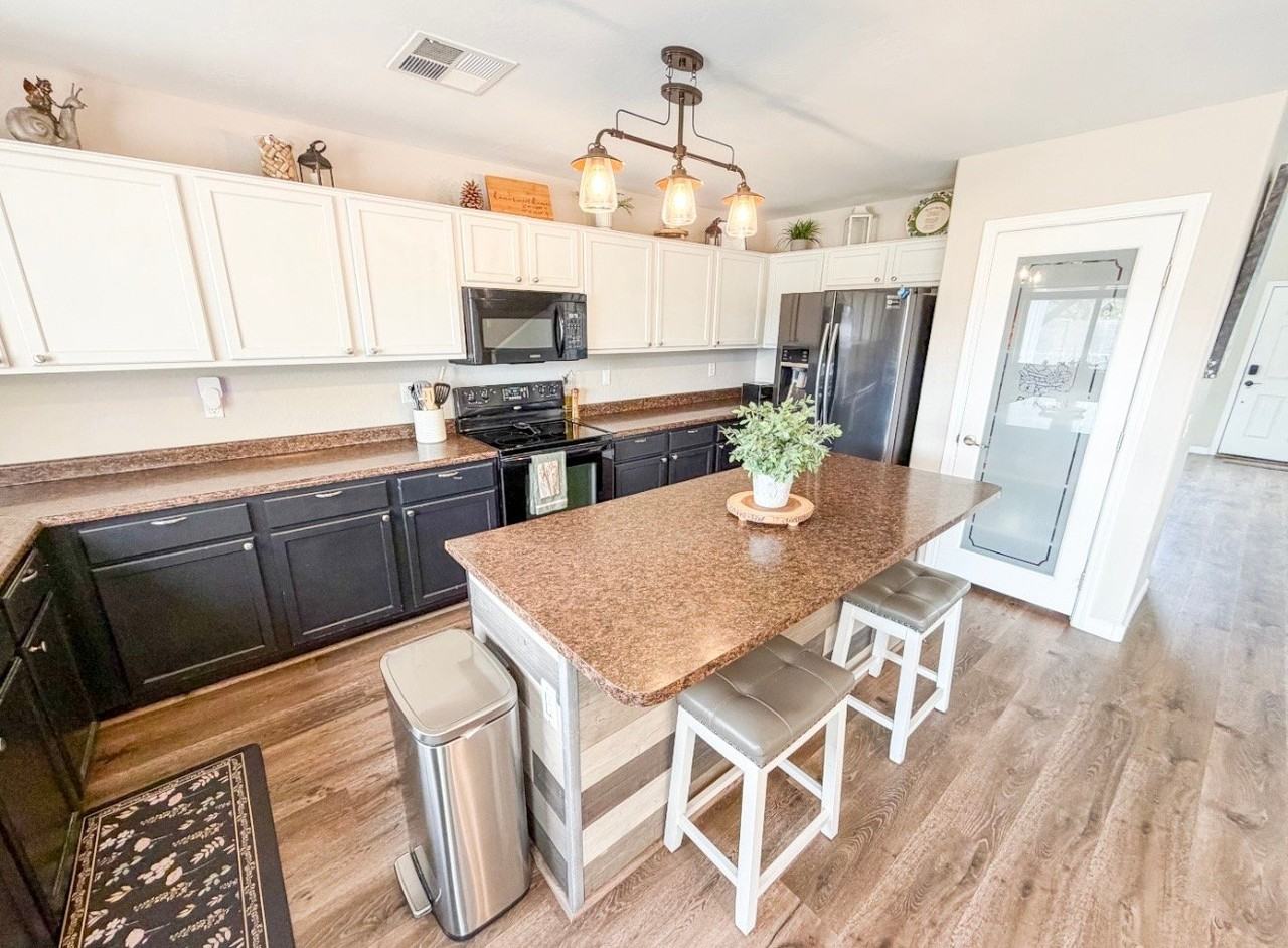 2719 W Angel Way - Photo 7 of 23