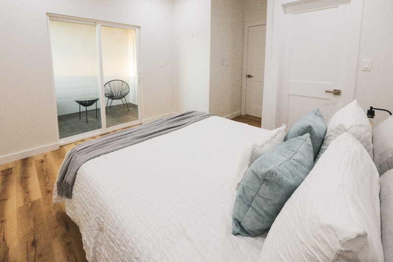 1400 W Wisconsin Rd #2 - Photo 7 of 11