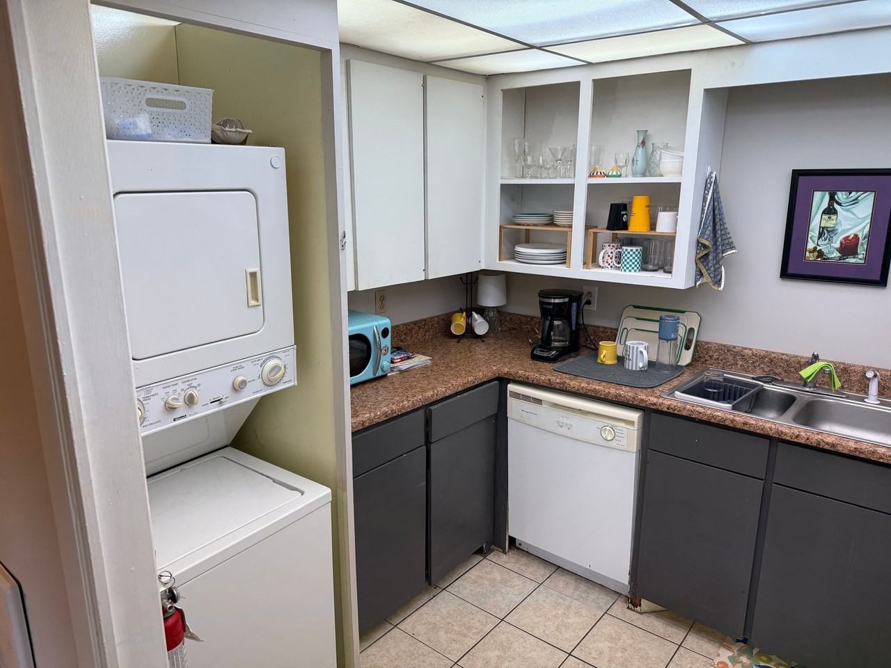 417 Grand Blvd #B - Photo 6 of 14