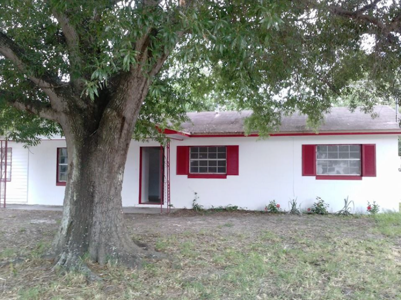 1108 Carefree Cove Dr - Photo 2 of 21