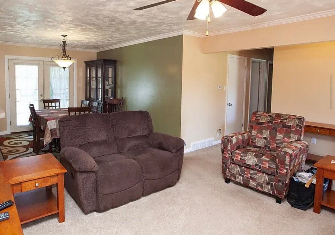 1416 Adams Cir - Photo 3 of 25