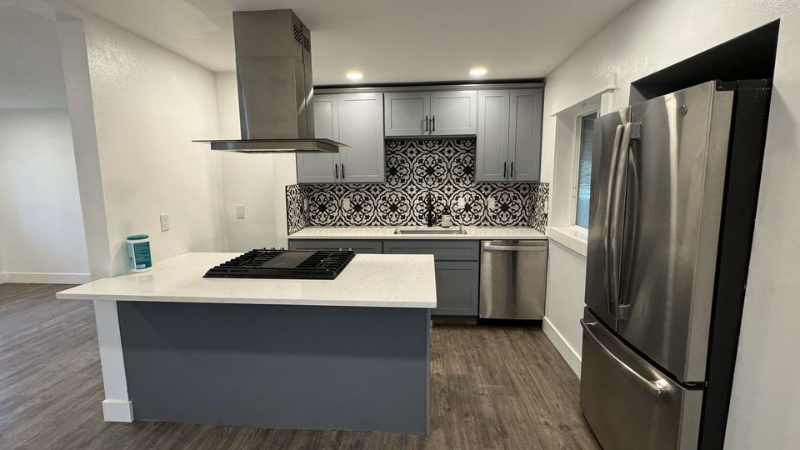 604 Camas Ave Ne - Photo 6 of 20