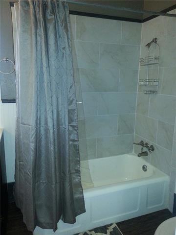 211 S Windomere Ave - Photo 3 of 14