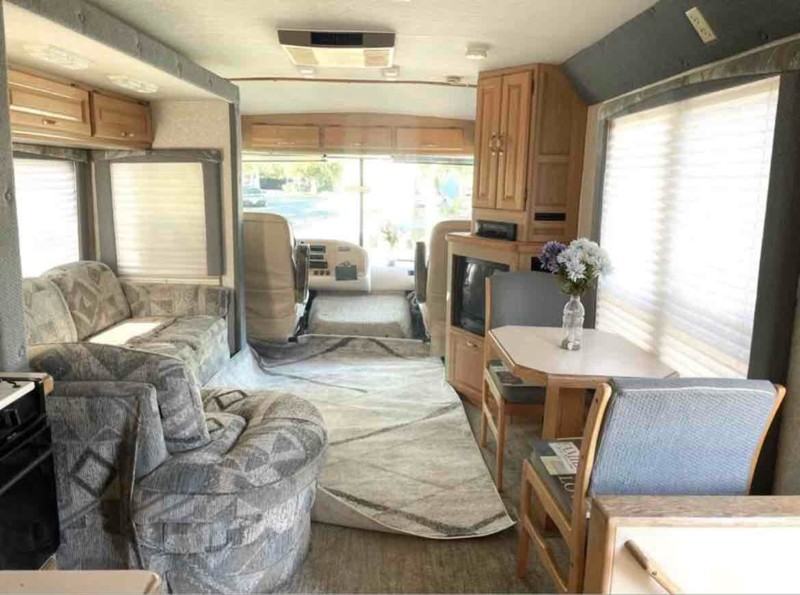 1901 Halford Ave - Photo 6 of 10