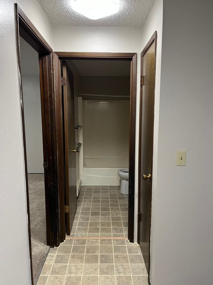 328 91st Ave Ne #2 - Photo 3 of 15