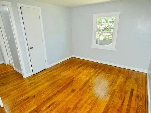 21 Saratoga Rd - Photo 6 of 7