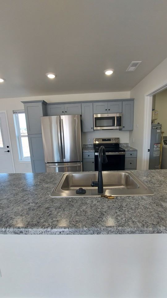 1727 Talon St #1727 - Photo 5 of 11