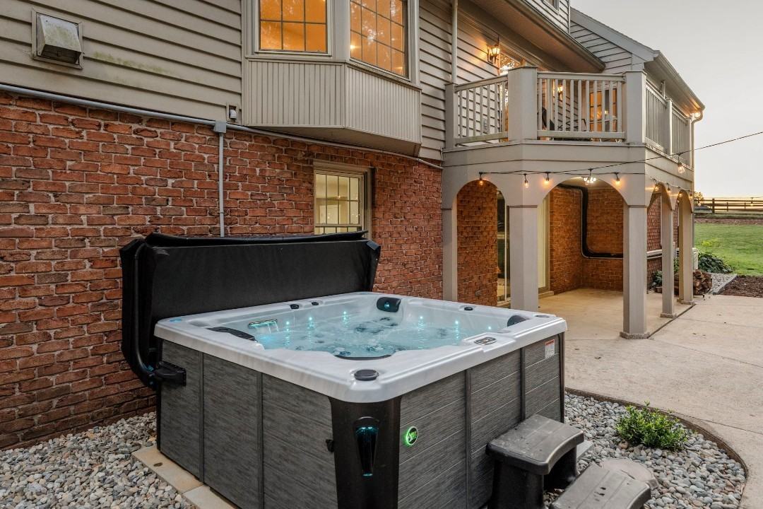 720 Stonecrest Dr #NA - Photo 3 of 47