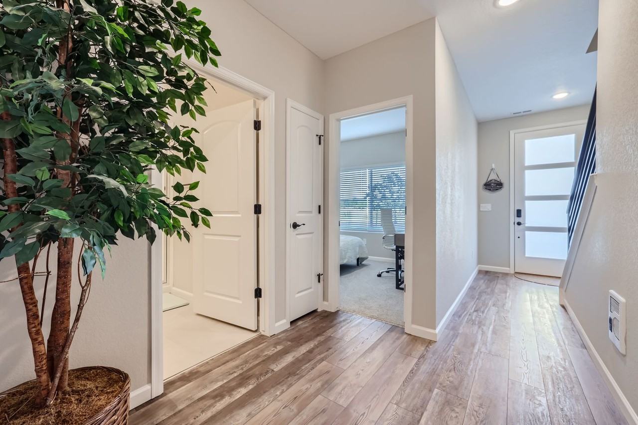 1996 Peridot Loop Hts #NA - Photo 2 of 12