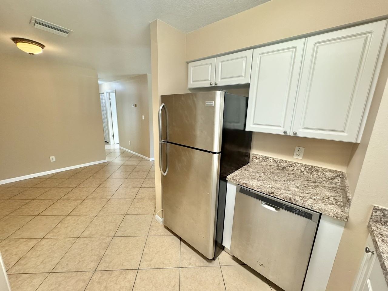 5002 E Seneca Ave #NA - Photo 4 of 23