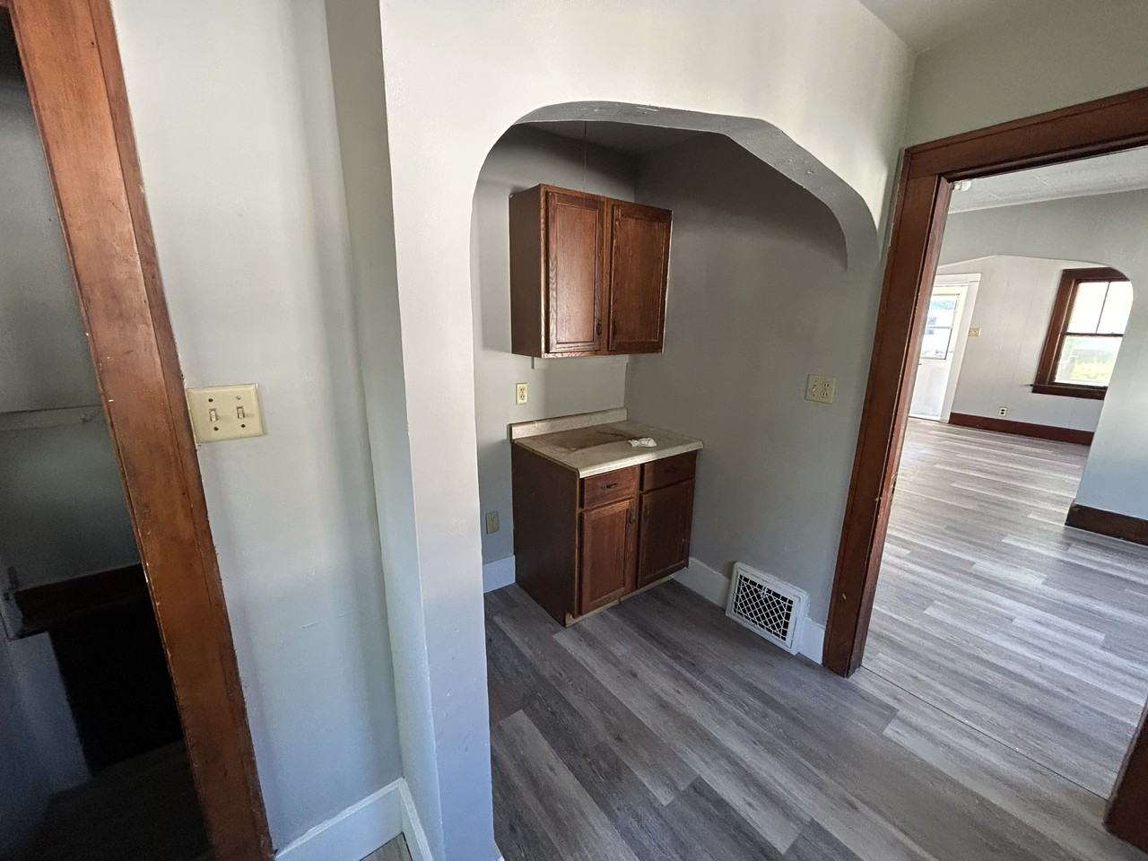 1544 E Hickory St #NA - Photo 5 of 8