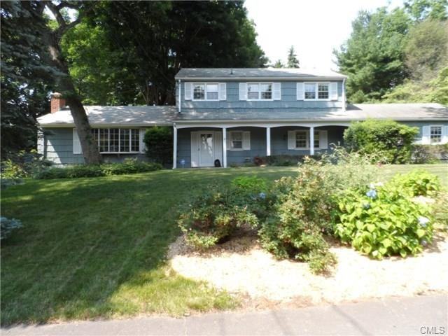 9 Round Pond Rd - Photo 2 of 7