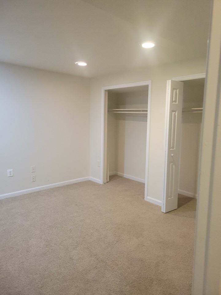 4 Apple Blossom Ct #NA - Photo 4 of 8