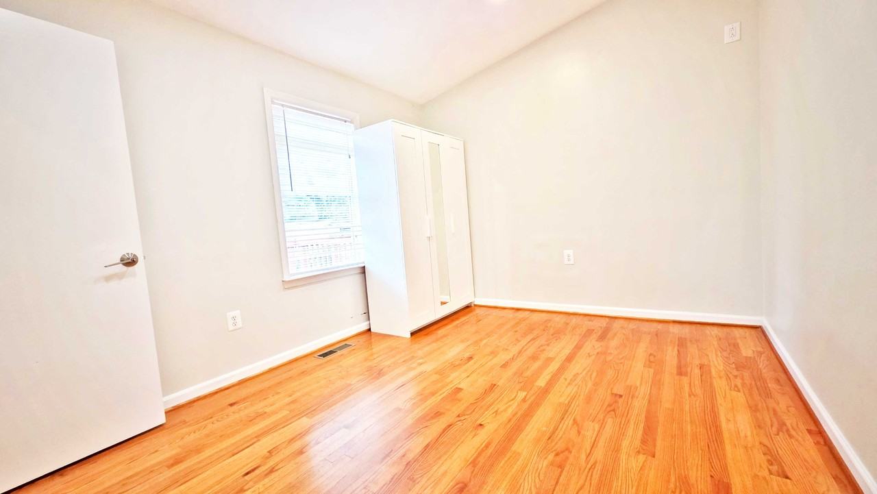 4623 Wissahican Ave #NA - Photo 5 of 15