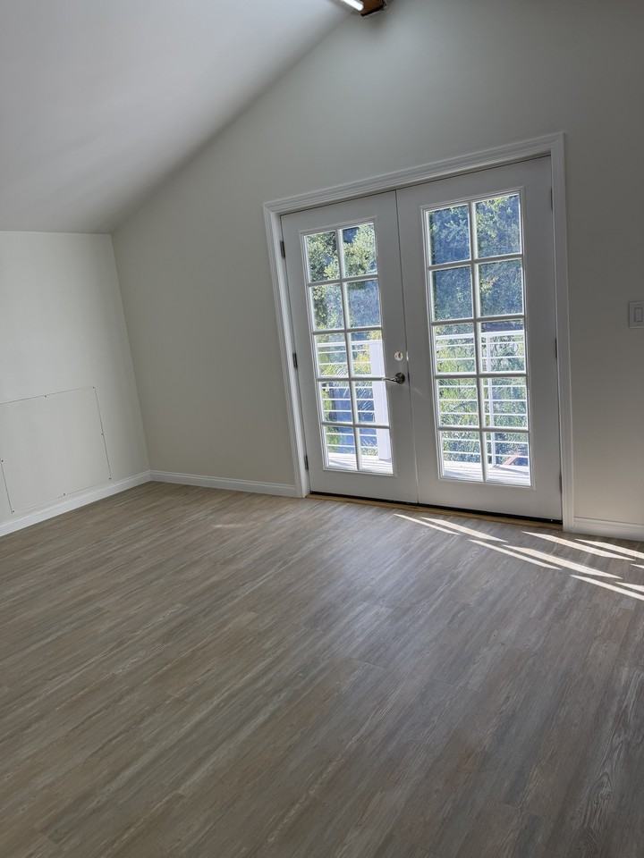 30516 Mulholland Hwy - Photo 3 of 14