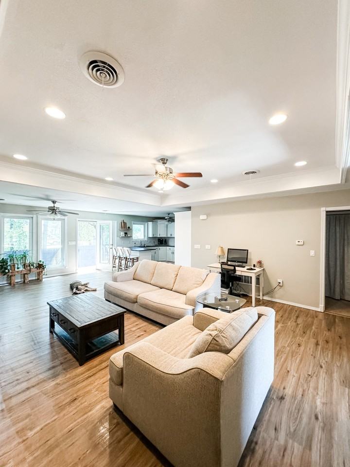 313 W 5th St #NA - Photo 4 of 20