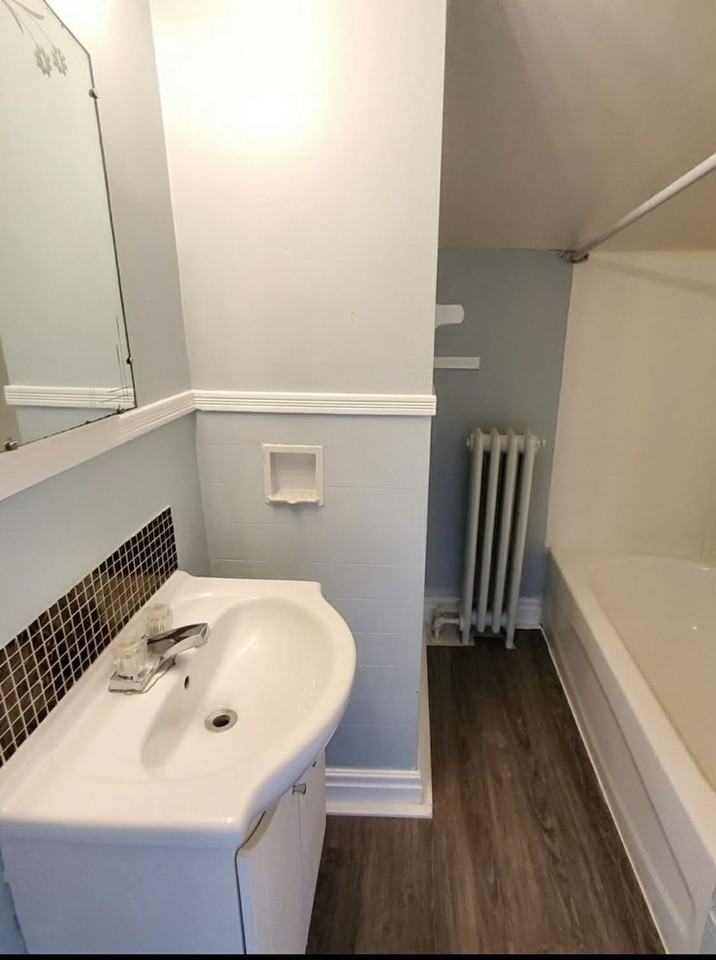 142 King St E - Photo 5 of 5