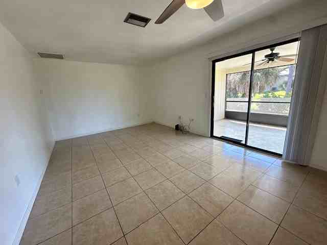 255 Rotonda Blvd W #B - Photo 6 of 13