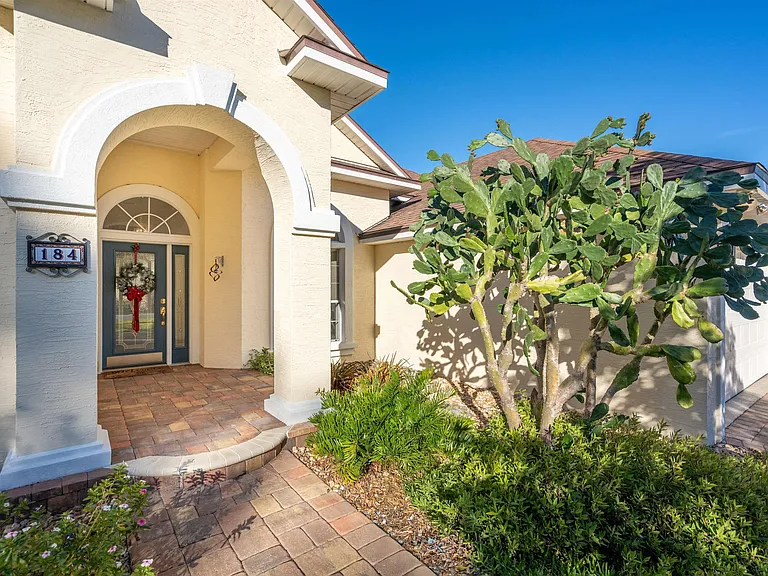 184 Cacique Dr - Photo 2 of 12