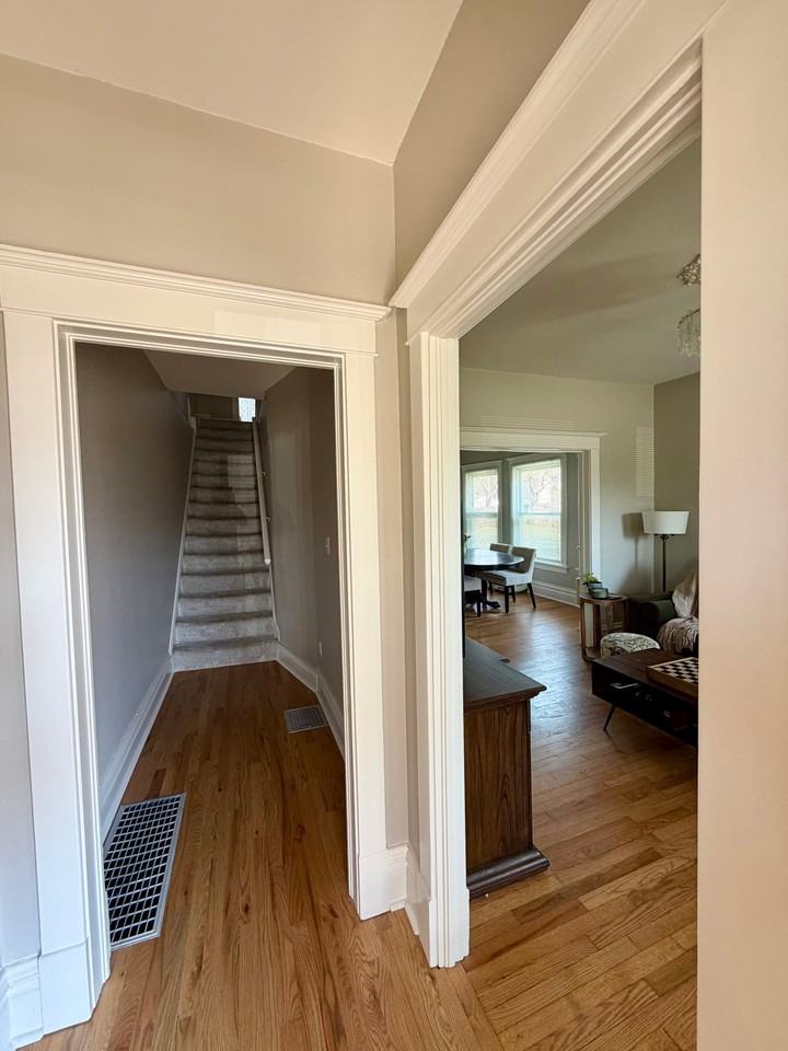 34 Hereford St - Photo 3 of 18