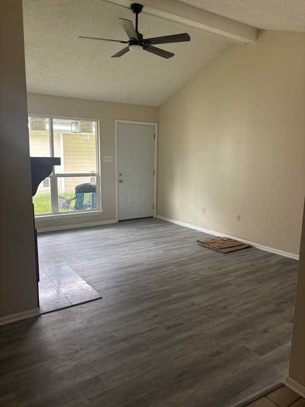 5213 Berryville Ct - Photo 6 of 19