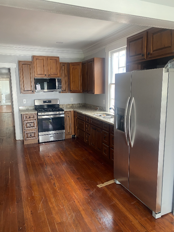 3031 Bruxelles St - Photo 2 of 11