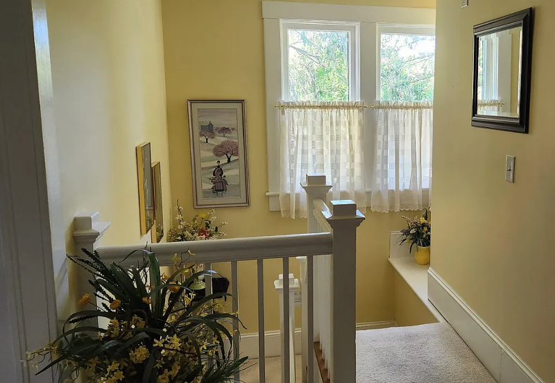 1423 N Augusta St - Photo 3 of 8