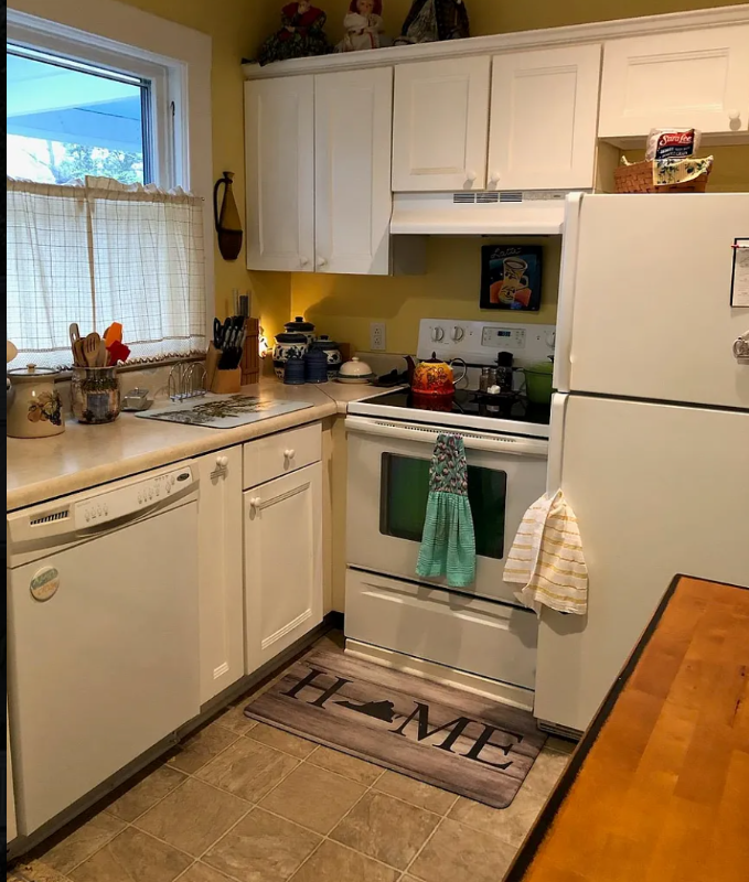 1423 N Augusta St - Photo 7 of 8