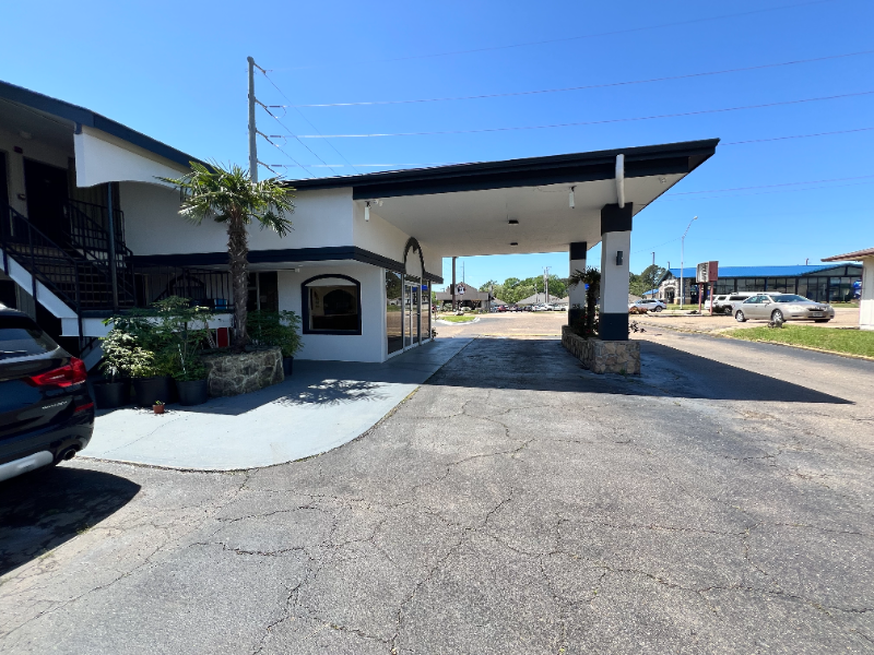 3602 N State Line Ave - Photo 5 of 18