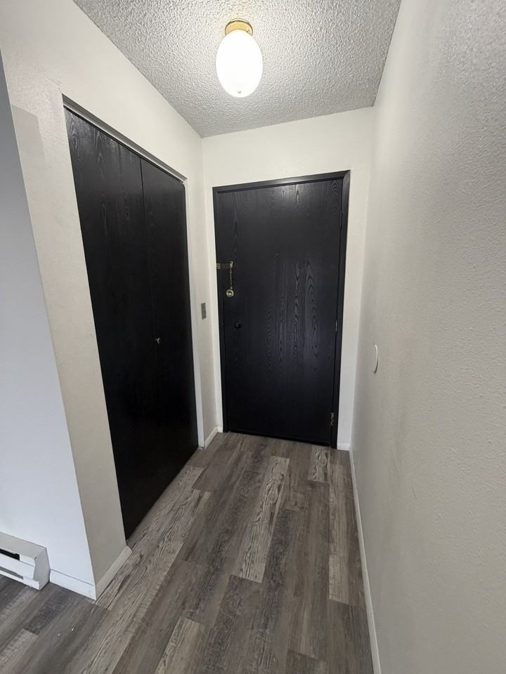 4620 Reka Dr #B12 - Photo 4 of 8