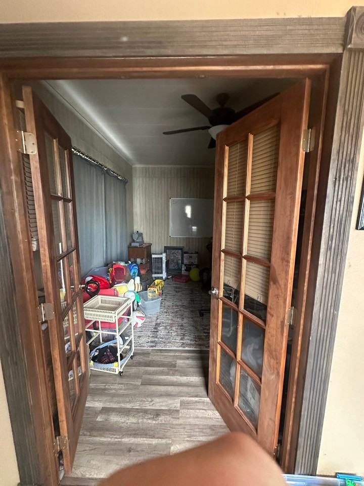 507 S Rock St - Photo 5 of 8