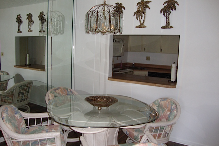 2699 Pine Ridge Way E - Photo 5 of 20