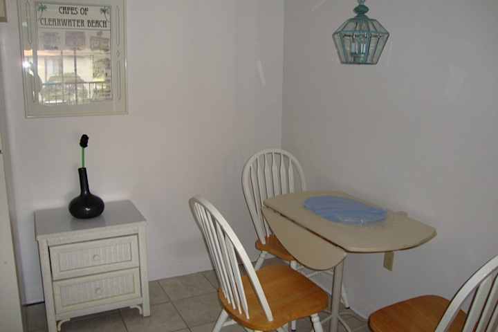 2699 Pine Ridge Way E - Photo 6 of 20