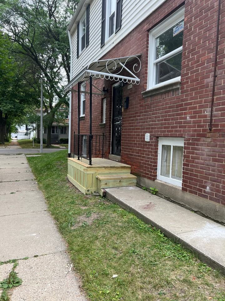 3291 N 36th St - Photo 7 of 8